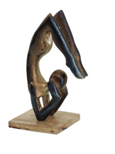 Escultura Moderna Abstracta de Yoga en Aluminio - Estatua Metálica de Acrobata Hecha a Mano sobre Base de Madera, Figura Decorativa para el Hogar - Product Image 4