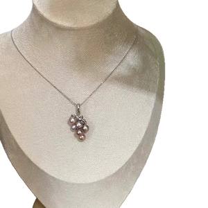 Collar con Diseño de Uvas Moradas Suculentas con Perla de Agua Dulce Real, Hebilla Universal Desmontable, Estilo Multiusos - Product Image 5