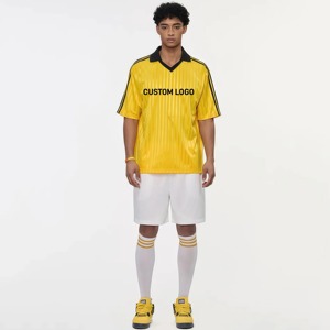 Camiseta de Fútbol Personalizada para Hombre, Rayas Blancas y Negras, Cuello Redondo, Manga Corta, Sublimada, Transpirable, para Todas las Temporadas, Corte Regular para Adultos - Product Image 3