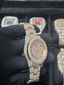 Reloj Bussdown de Lujo con Cristales de Zafiro y Moissanita, Completamente Cubierto de Piedras, de Acero Inoxidable, con Movimiento Automático, Estilo Hip Hop, Fabricación Personalizada - Product Image 2