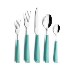 Ensemble de couverts élégants en acier inoxydable pour restaurant, vaisselle de table moderne pour usage professionnel - Product Image 3