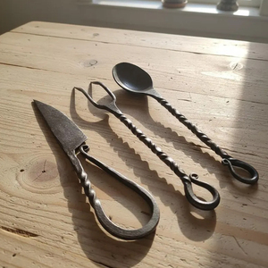 Ensemble de couverts de camping en métal à poignée torsadée, couteau, cuillère, fourchette, outils de cuisine en plein air, 3 pièces, toutes saisons - Product Image 1