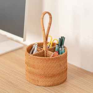 Panier en rotin naturel tissé à la main avec poignée, organisateur de rangement léger, vente en gros OEM du Vietnam - Product Image 4