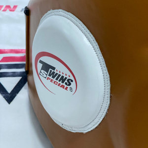 High Quality Protection Gear Twins Muay Thai Kickboxing Belly Pad Genuine Leather Top Selling Boxing Martial Arts MMA Chest Pad - Product Image 4