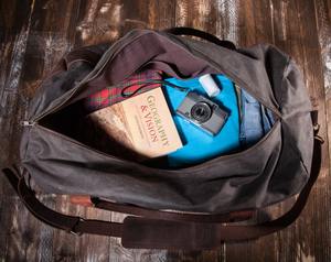 กระเป๋าเดินทางผ้าแคนวาสหนังแท้ รับทำแบรนด์ตามสั่ง โรงงาน OEM กันน้ำ กระเป๋าถือสะพายข้างสำหรับวันหยุดสุดสัปดาห์ รุ่น LCTB-0058 - Product Image 3