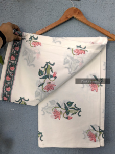 Tissu 100% coton imprimé à la main, base blanche, imprimé fleurs de lys roses, tissu en coton doux pour vêtements et artisanat féminins - Product Image 4