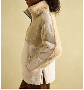 เสื้อฮู้ดครอปซิปหน้าแฟชั่นสำหรับผู้หญิงปี 2026 เสื้อสเวตเชิร์ตสั้นทันสมัยมีกระเป๋า เสื้อสเวตเชิร์ตผู้หญิงแบบซิปครึ่งตัว - Product Image 3