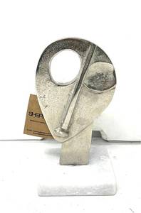 Escultura Familiar Abstracta de Metal Plateado, Estatua de 3 Personas en una Cerca, Figura Moderna de Padres e Hijos, Objeto Artístico, Decoración para Sala de Estar - Product Image 5