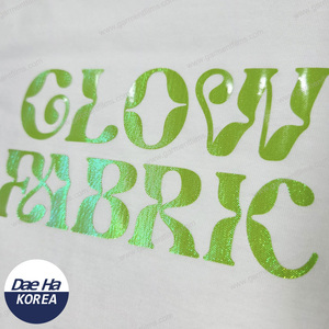 ผ้าทอเนื้อสัมผัสพิเศษ HTV Glow Fabric ง่ายต่อการลอกออก เหมาะสำหรับขายส่งเสื้อยืด คุณภาพสูงจากเกาหลี ผลิตภัณฑ์ไวนิลถ่ายโอนความร้อน - Product Image 4