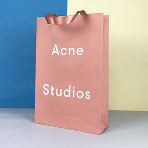 Bolsas de Compra de Papel Kraft con Logotipo Personalizado al por Mayor, Bolsas de Embalaje Blancas y Marrones Impresas de Lujo - Product Image 2