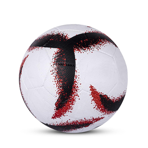 Ballon de football promotionnel personnalisé, ballon de sport texturé, cousu à la machine, en PU, ballon de football professionnel, standard pour les matchs et l'entraînement - Product Image 5