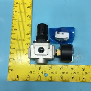 Kit régulateur et manomètre AMAT 0190-12371 SMC - Équipements et pièces semi-conductrices de renommée mondiale à confiance - Product Image 4