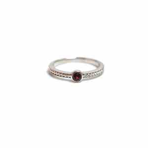 Anillo de Plata de Ley 925 con Granate Natural |   Joyería de Granate Rojo de Alta Calidad para Mujer - Product Image 4