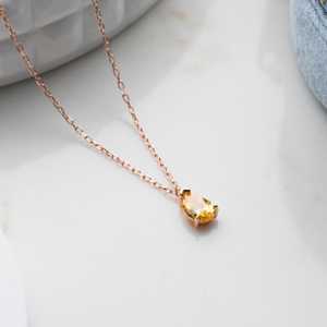 Colgante de Citrino, Piedra de Nacimiento de Noviembre, Corte Pera, Plata de Ley 925, Chapado en Oro Rosa de 14K, Joyería Delicada con Piedras Preciosas - Product Image 1