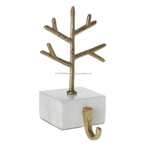 Soporte de calcetín de Navidad de estrella de alambre creativo con base de madera de acacia real ligero en peso nueva tendencia 2024 soporte de calcetín diseñado - Product Image 2
