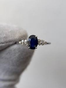 แหวนไพลินสีน้ำเงินรอยัล แหวนหมั้นไพลินธรรมชาติ แหวนไพลินสีน้ำเงิน ของขวัญสำหรับคนที่คุณรัก เครื่องประดับสำหรับเธอ - Product Image 2