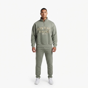 Sweat-shirt d'entraînement pour homme en molleton bouclette 400 GSM, col zippé, couleur sauge, coupe oversize à épaules tombantes, personnalisable avec motif OEM - Product Image 1