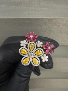 Anillo de Diamantes de Lujo con Flores, Oro de 18K, Zafiro Amarillo y Rubí Rosa, Anillo Floral para Mujer, Joyería Fina, Anillo de Cóctel con Diamantes Personalizados - Product Image 1