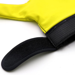 Guantes de Billar de 3 Dedos con Cierre de Velcro de Nailon y Algodón, Cómodos y Ligeros, Guantes Profesionales de Snooker de Poliéster - Product Image 6