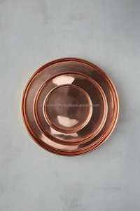 Assiette de service en cuivre poli miroir haute brillance – Assiette de base de luxe pour événements et repas hôteliers - Product Image 6