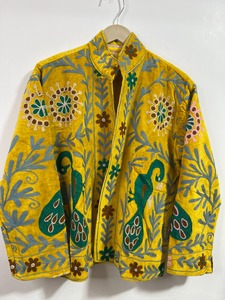 <b>Women</b> Winter Yellow <b>Velvet</b> Sujani <b>Jacket</b> Peacock Embroidery Handmade Floral Bohemian Ethnic Designer Boutique Outerwear Stand - Product Image 4