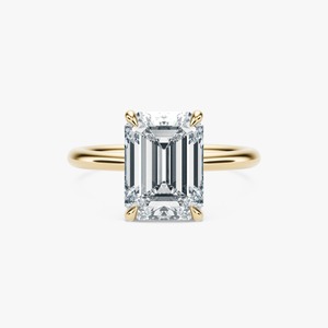 Anillo de Compromiso Solitario con Diamante Cultivado en Laboratorio de Corte Esmeralda de 3.5 Quilates en Oro Amarillo de 14K para Mujer, Personalizado y de Lujo - Product Image 1
