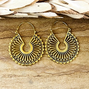 Pendientes Boho de Último Diseño, Joyería Tribal de Latón para Mujer, Chapados en Oro de 18k, Aros Geométricos con Filigrana, para Venta al por Mayor/OEM/ODM - Product Image 1