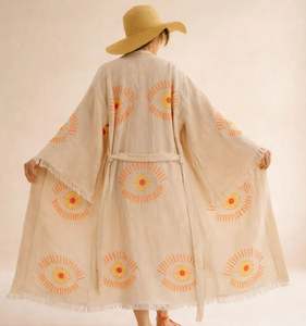 Kimono Estampado Colorido para Uso Diario, Hecho a Mano, para Niñas y Mujeres, Diseño Moderno con Ojo de Demonio - Product Image 3