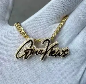 Colgante de letra Moissanite completamente cubierto de circonitas, chapado en oro, colgante con nombre personalizado, joyería Hip Hop, colgante personalizado para hombres y mujeres - Product Image 1
