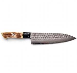 Couteau de chef artisanal en acier damas martelé, avec manche en corne de cerf noire. - Product Image 1