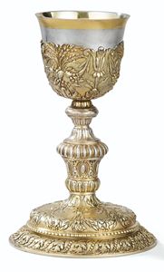Cáliz y Ciborio de Metal Refinado para Uso en la Comunión del Altar de la Iglesia con Acabado Liso y Estilo Elegante - Product Image 4
