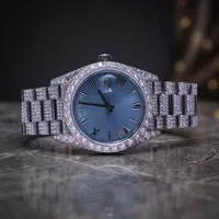 Montre analogique à quartz unisexe de luxe en acier inoxydable sertie de diamants, boîtier rond, fermoir déployant, cadran de 36 mm