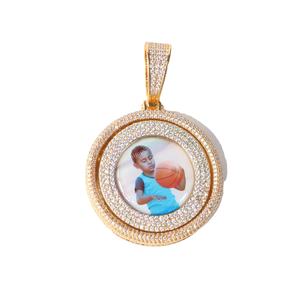 Haute qualité plaqué or deux tons VVS Moissanite diamant Hip Hop glacé tenue quotidienne Unique Photo pendentif pour fête unisexe - Product Image 1