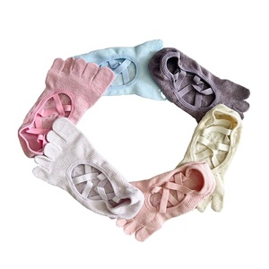 Five Finger Yoga Socks Autumn Sweat Absorbent Breathable Pilates Sports Non <b>Slip</b> Women's Finger Strap ODM Knee Thick Wholesale - Product Image 2