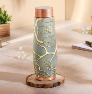 Botella de Agua Hecha a Mano de Cobre Puro con Acabado de Esmalte Rosa, Recipiente de Cobre con Ranuras Verticales, Vaso Metálico sin Juntas - Product Image 6