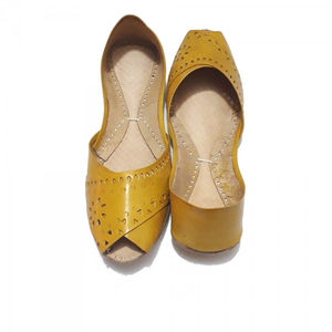 Calzado Tradicional Hindú Punjabi Khussa Jutti para Mujer, Hecho a Mano, con Estampado Personalizado, Color Sólido, Venta al Por Mayor, con Forro de Malla - Product Image 1