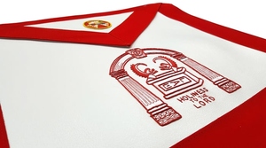 Delantal de Alto Sacerdote del Capítulo Real, con insignia roja, delantal de ceremonia premium con bordado a mano en oro - Product Image 4