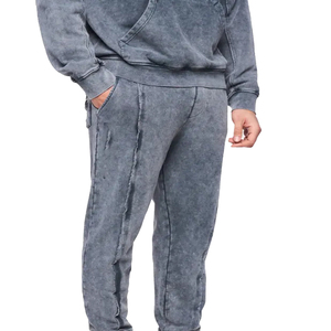 Ensemble de survêtement délavé pour homme, style streetwear, tenue de sport décontractée pour la gym et le jogging, avec logo personnalisé - Product Image 4
