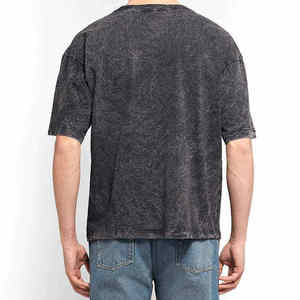 เสื้อยืดโอเวอร์ไซส์วินเทจผ้าฝ้าย 100% ล้างสีแบบแอซิดวอช พร้อมโลโก้ด้านหน้า แห้งเร็วและกันยับ สำหรับผู้ชาย ขายส่ง - Product Image 3