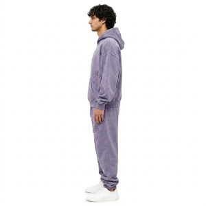 Ensemble de survêtement 2 pièces pour homme, style streetwear campus, avec sweat à capuche oversize et pantalon de jogging, patch étoile et croix, en polaire, personnalisable, OEM, fabricant en gros - Product Image 4