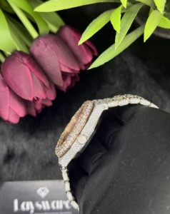 Montre automatique mécanique ETA en acier inoxydable, unisexe, de luxe, la plus vendue, avec un design tendance et sertie de moissanite de clarté VVS - Product Image 3