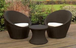 Magnifique ensemble de salon de jardin moderne et imperméable avec chaises en rotin tressé à la main pour utilisation au bord de la piscine, dans le jardin, à l'hôtel et dans la cour. - Product Image 4