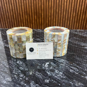 Exportateur indien de brûleurs à bakhoor en nacre artisanale, de qualité supérieure, esthétiques, parfumés au charbon de bois, pour le marché mondial - Product Image 1