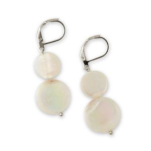 Boucles d'oreilles créoles en perles naturelles blanches 2026, livraison rapide, idéales pour les vacances à la plage et les mariages élégants - Product Image 3