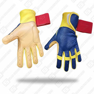 Gants de frappe de baseball en cuir de vachette véritable personnalisés doux léger long design de manchette 0.8mm d'épaisseur SAAR INDUSTRIES - Product Image 5