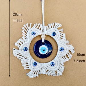 Décoration murale en macramé œil porte-bonheur faite à la main de haute qualité, style bohème, pour Noël, en corde de coton, pour usage intérieur - Product Image 2