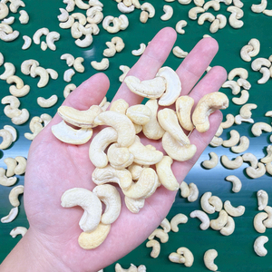 Precio de Fábrica Nueces de Anacardo Kaju Badam SANTIGO, Granos de Anacardo, Bajo MOQ, Origen Vietnam - Product Image 1