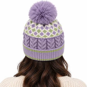 Gorros de Punto Trenzado con Pompón al por Mayor, Gorro de Invierno con Puño Acanalado y Patrón Jacquard Personalizado, Gorra de Moda Suave y Cálida Unisex, Proveedor de EE. UU. - Product Image 3