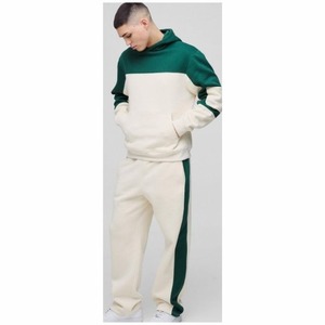 Men Tracksuit 2025 New Fashion Style Outdoor Lightweight Men Windbreaker Tracksuit Set High Quality Custom Made Jogging - Product Image 3