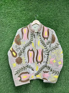 Veste Bohème Suzani en Velours Tissé, Broderie Florale Faite Main, Écologique, Artisanale, Tendance - Product Image 1